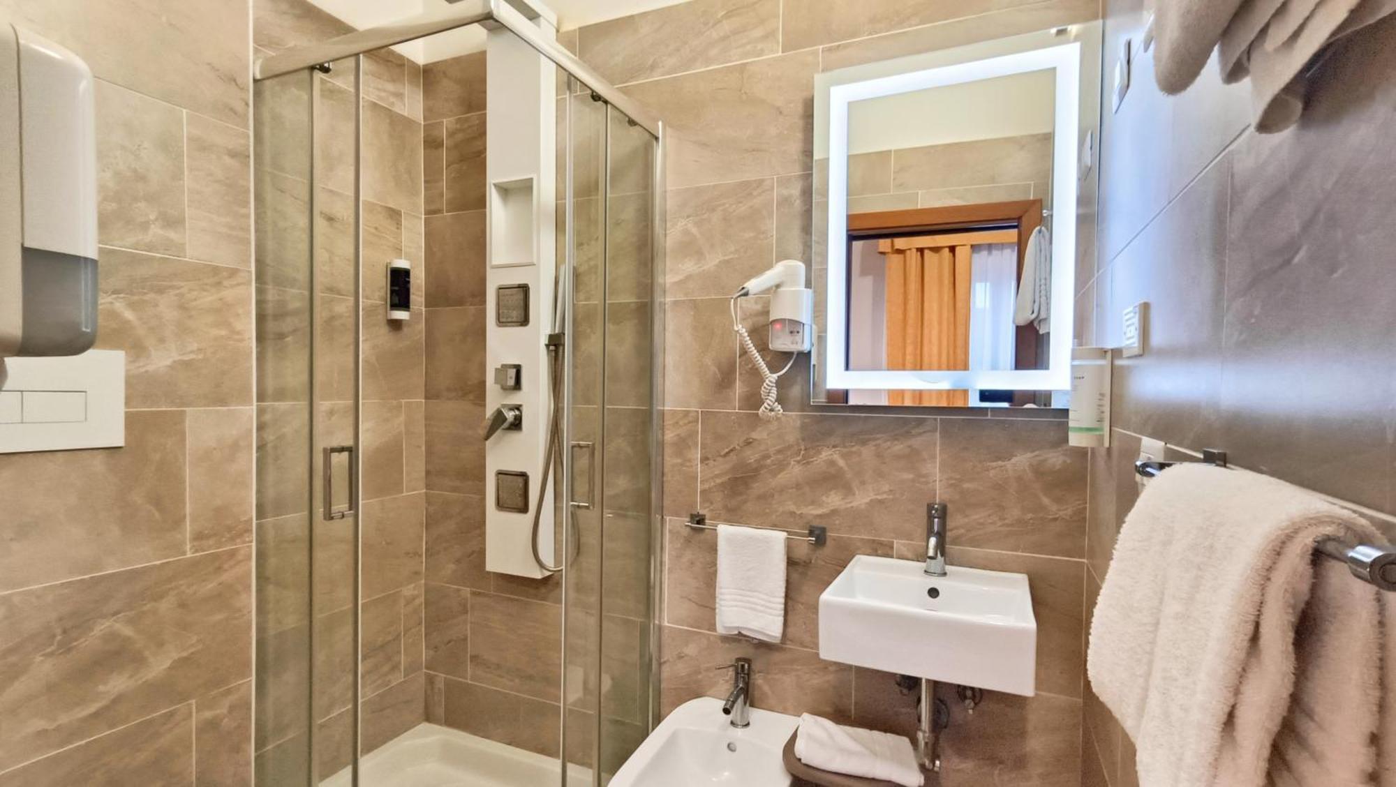 Hotel Valmarina à Calenzano Extérieur photo